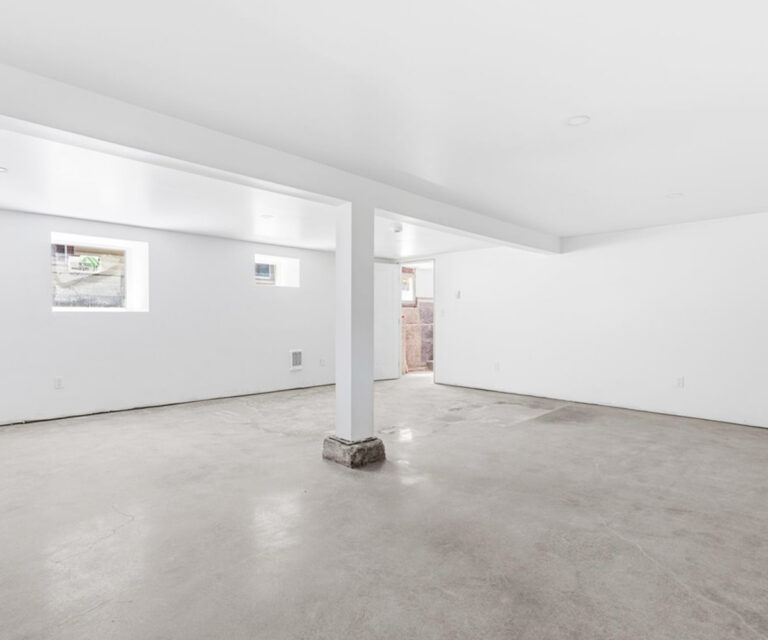 NE Portland with Remodeled Basement with smooth drywall and new Milgard windows